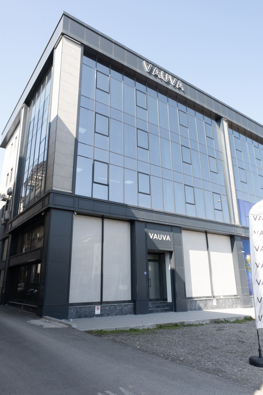 Vauva binası